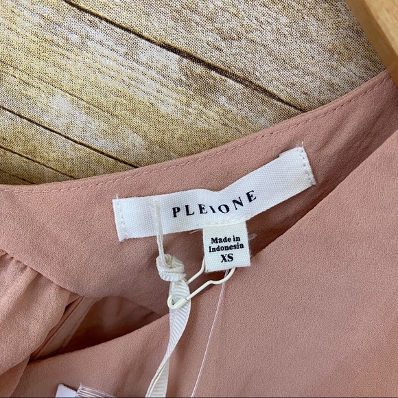 NWT Pleione Pink Off Shoulder Long Sleeve Blouse - Picture 5 of 6